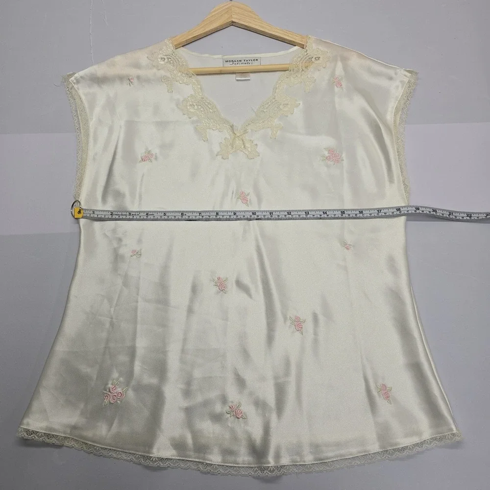 Morgan Taylor Intimates Ivory Satin Pajama Set Lace Trim Floral Embroidered L